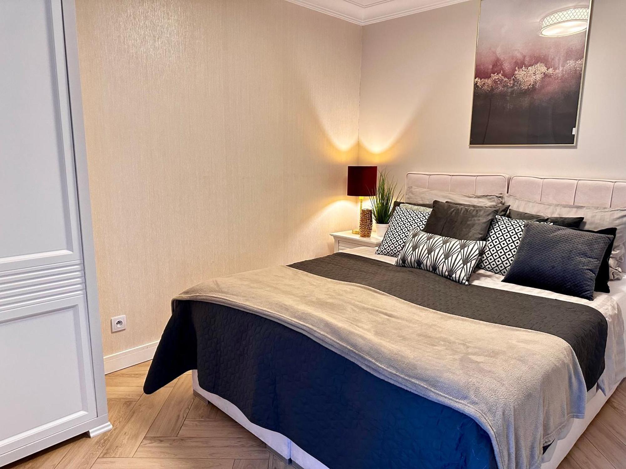 Apartamenty Kielce- Apartament Saphire Przy Zalew Kielecki, Faktura, Parking, Centrum Exteriör bild